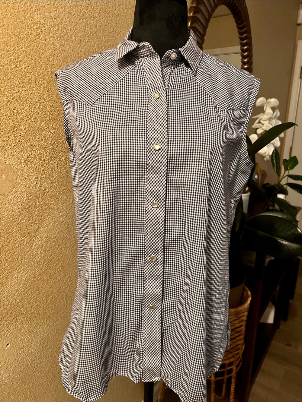 Vintage Karman Western Wear sleeveless shirt